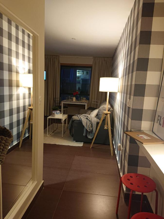 The Red Flat - Estudio Boutique - Centro Ciudad Apartment Vigo